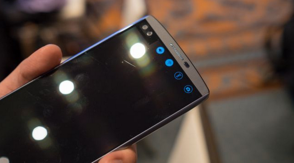 LG V10上手:雙前置攝像頭是亮點