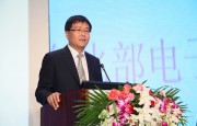 中國(guó)經(jīng)濟(jì)減速，液晶工廠投資仍繼續(xù)？