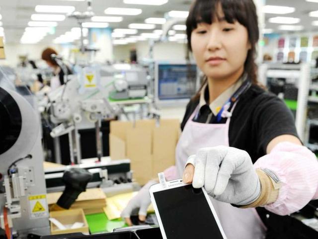 國(guó)產(chǎn)手機(jī)熱衷價(jià)格戰(zhàn) 致供應(yīng)鏈企業(yè)現(xiàn)倒閉潮