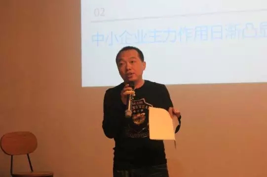 探討智能手機(jī)成熟期中小廠商的生死之路
