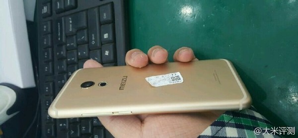 魅族PRO 6真機(jī)曝光，或使用雙攝像頭，價(jià)格2999