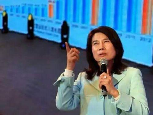 董明珠：我為何要放棄8000萬年薪 打造一個(gè)500強(qiáng)企業(yè)？