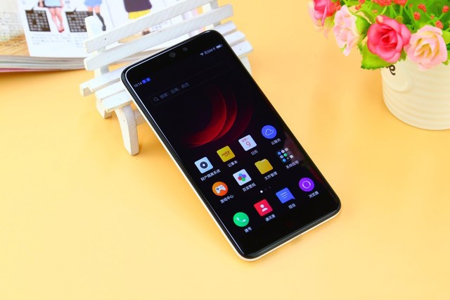 360手機(jī)新品N4發(fā)布并啟動(dòng)預(yù)約 全網(wǎng)通999元