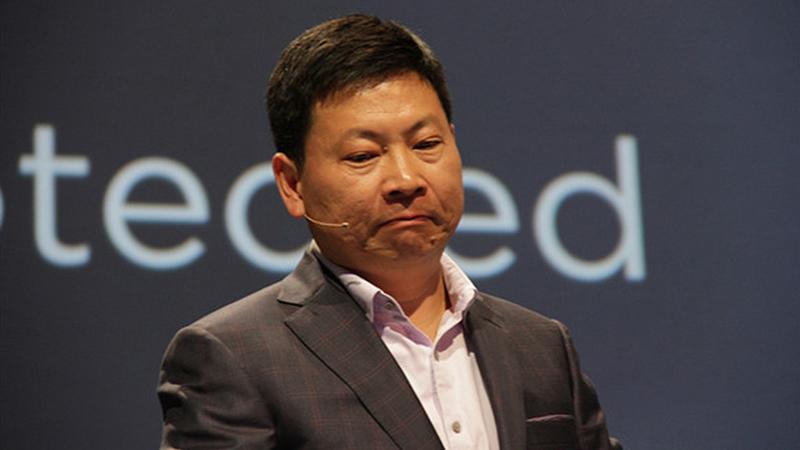 華為的焦慮癥：當(dāng)下的第一，既是榮耀，更是包袱