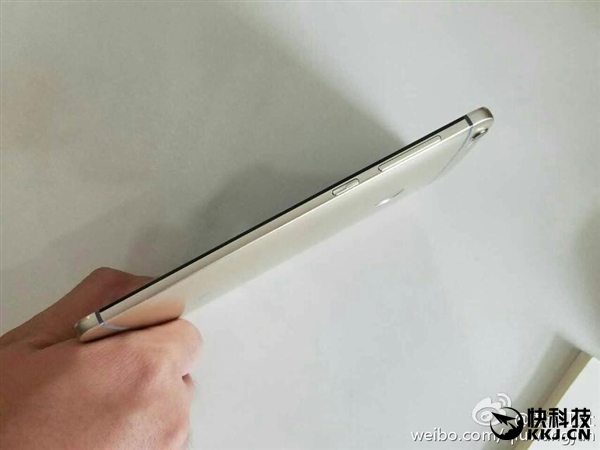 小米5S強(qiáng)敵！全球首款驍龍821手機(jī)是它：售價(jià)殘暴