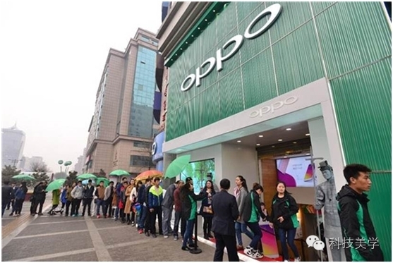 華為新機(jī)決戰(zhàn)OPPO 今年銷售已破1億臺(tái)記錄 已超蘋(píng)果三星