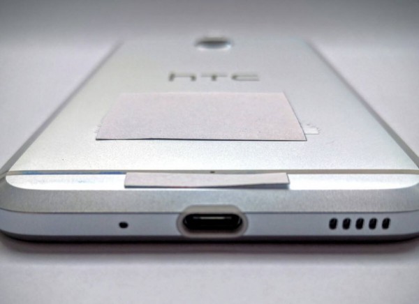 學習蘋果好榜樣？HTC新機也取消耳機插孔