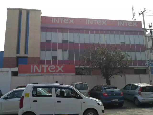 中國手機(jī)產(chǎn)業(yè)觀察團(tuán)走進(jìn)Intex、聞尚