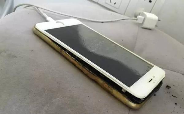 蘋果手機(jī)也爆炸了 上海消保委三個(gè)月內(nèi)接8起自燃投訴