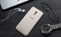 專(zhuān)注更美瞬間：vivo Xplay6今日正式火爆預(yù)售