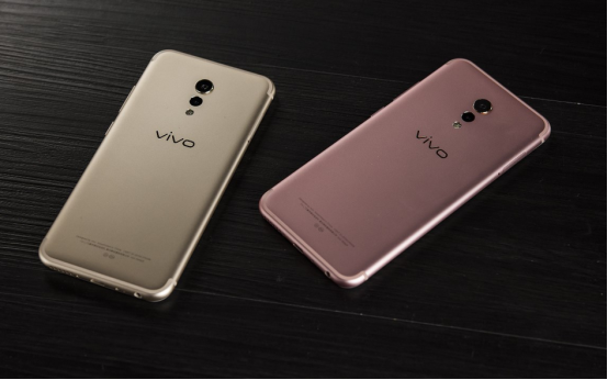 vivo Xplay6 今日雙12正式開賣！雙攝+曲屏商務好幫手