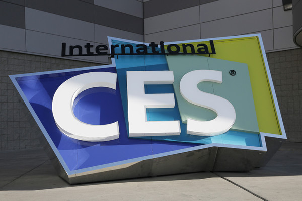 CES 2017首日盤點:這些黑科技顛覆你的認知