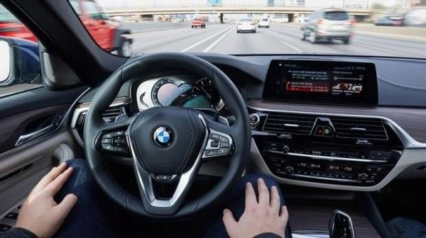 寶馬5系自動駕駛原型車
