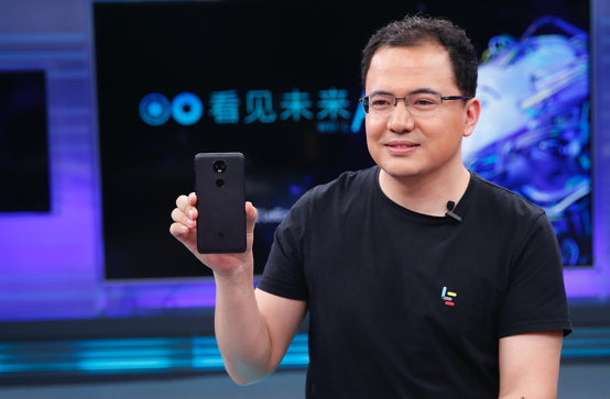 全球首創(chuàng)“自學習”AI生態(tài)系統(tǒng) 樂Pro3雙攝AI版震撼發(fā)布