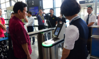 人臉識別技術(shù)提高 多國機場“刷臉登機”提高效率