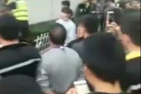 傳iPhone8砍五成訂單 代工廠捷普綠點(diǎn)裁員/600人罷工抗議