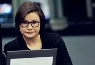 “她的工廠一旦停工，全球手機都得斷貨”，她是中國女首富，身價 500 億！