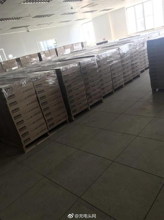 曝樂視供應(yīng)商欲大量出售代工充電器以挽回?fù)p失