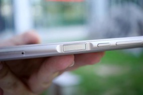 在無能為力中盡力而為 側(cè)面指紋2018年翻盤機會在哪兒？