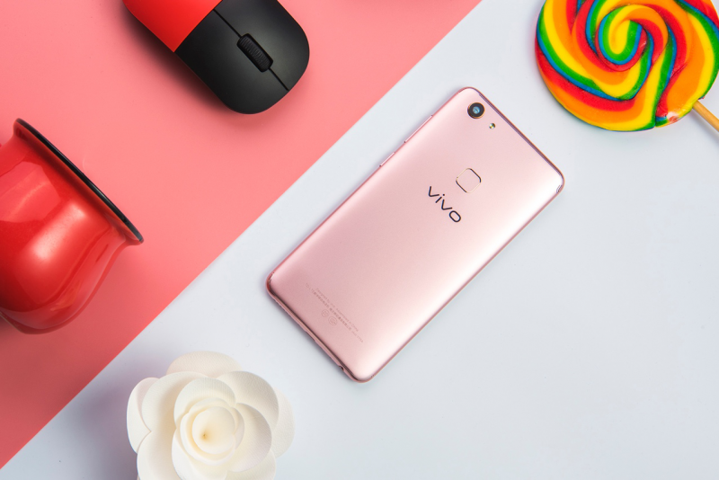 5000 萬像素極致清晰，全面屏 vivo Y75 隆重登場