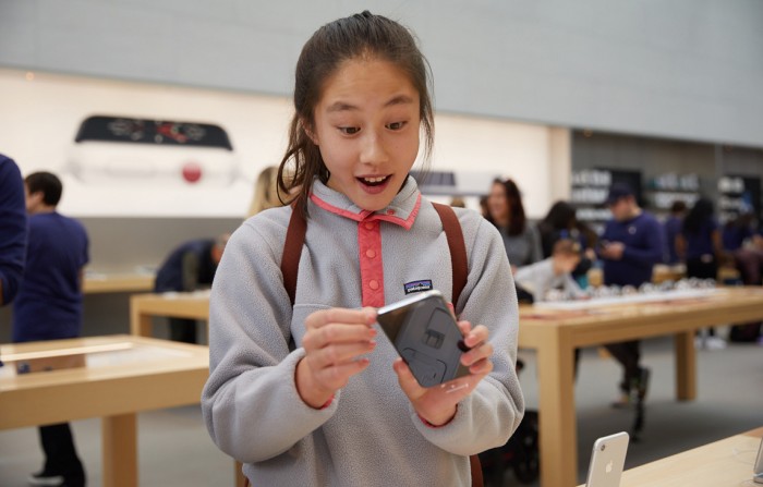 蘋果今年訂購(gòu)2.7億iPhone面板 近一半OLED
