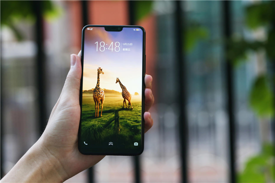 vivo Z1功能實測：全面屏?xí)r代新選擇，三大功能亮眼