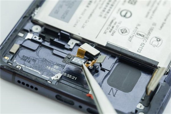 vivo NEX全面屏手機徹底拆解:迄今為止最復(fù)雜的安卓旗艦之一