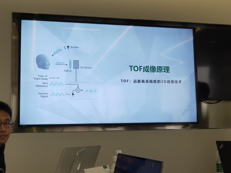 OPPO新機或首次采用三攝設計 配3D結(jié)構(gòu)光+后置TOF鏡頭