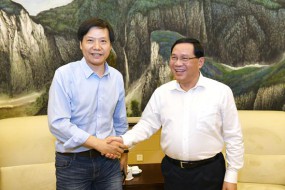 上海市政府與小米集團(tuán)簽署戰(zhàn)略合作框架協(xié)議