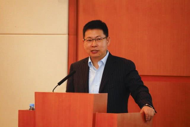 余承東詳盡揭秘：華為出貨量增長(zhǎng)50倍，全因做到了關(guān)鍵一點(diǎn)