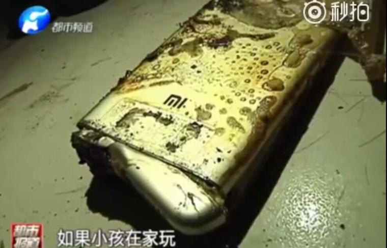 疑似小米手機突然發(fā)生爆炸，1歲女童被燒傷