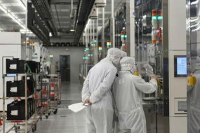 日媒：中國半導體企業(yè)繞開美國 商討從歐洲買設(shè)備