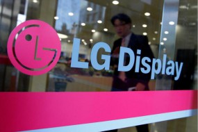 年前供應(yīng) 40 萬塊屏幕，LG 與蘋果達(dá)成 OLED 屏幕生產(chǎn)協(xié)議
