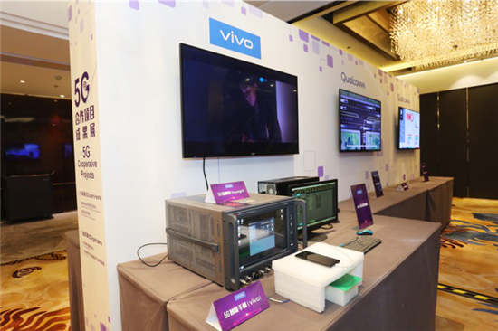 vivo業(yè)內(nèi)首次公開展示5G手機，微信等常用應用已可使用
