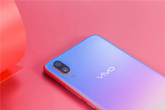 vivo X23幻彩版璀璨首發(fā)，一舉奪得天貓京東銷量雙冠軍