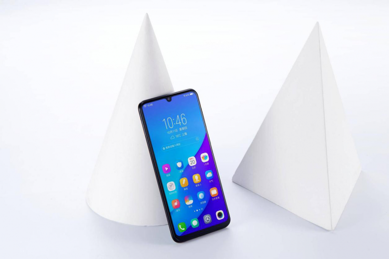 憑強(qiáng)勁性能笑傲江湖，vivo Z3雙十二再送福利
