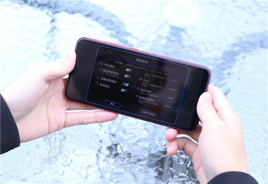 vivo Y93s初體驗(yàn)：既是偶像派，也是實(shí)力派