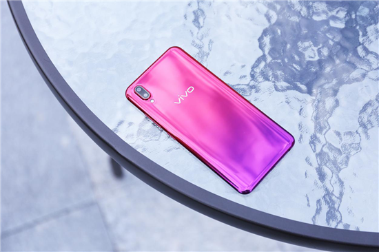 vivo Y93s初體驗(yàn)：既是偶像派，也是實(shí)力派