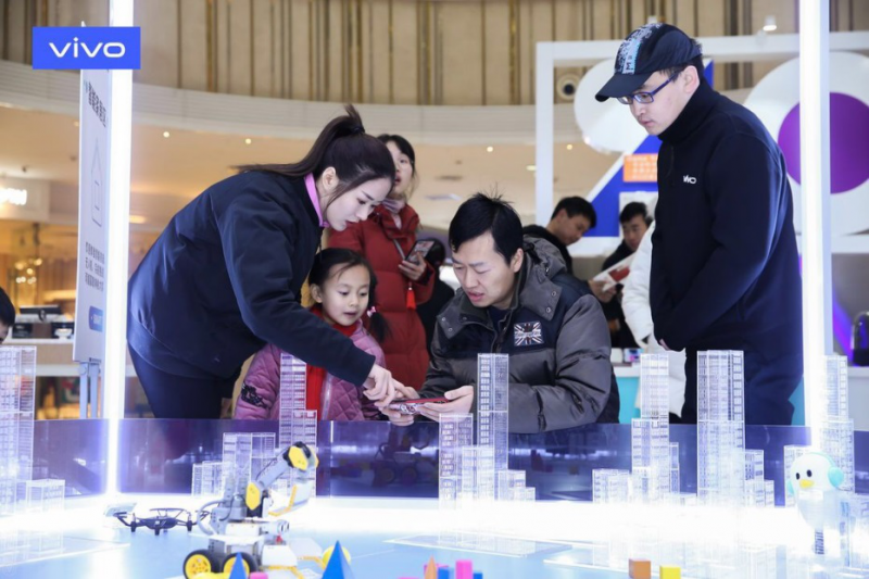 vivo全新智慧旗艦店盛大開業(yè)！8大城市震撼登陸
