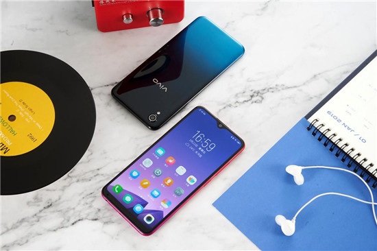 vivo Y91真機(jī)賞析：越級品質(zhì)，第一眼就有心動感