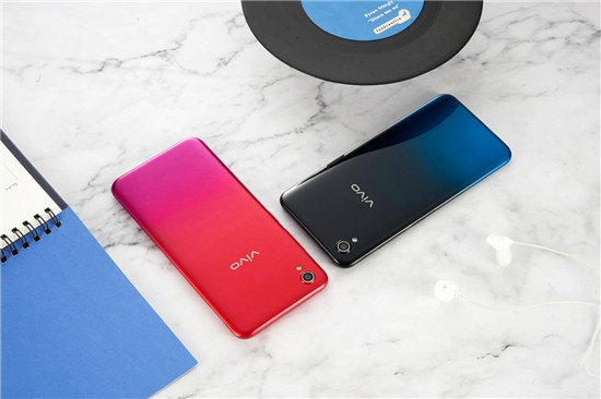 vivo Y91真機(jī)賞析：越級品質(zhì)，第一眼就有心動感