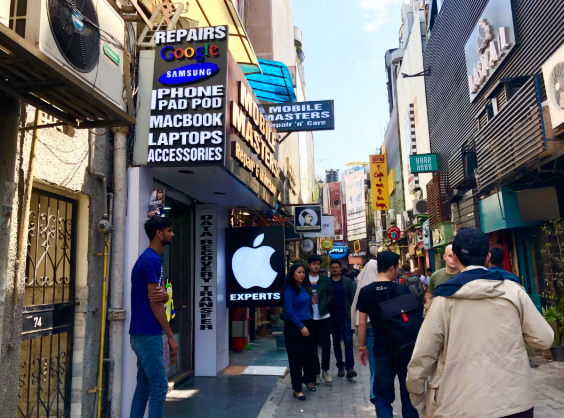 實(shí)地探訪印度手機(jī)市場(chǎng):小米破三星 一加超蘋果 新戰(zhàn)場(chǎng)上的老對(duì)手