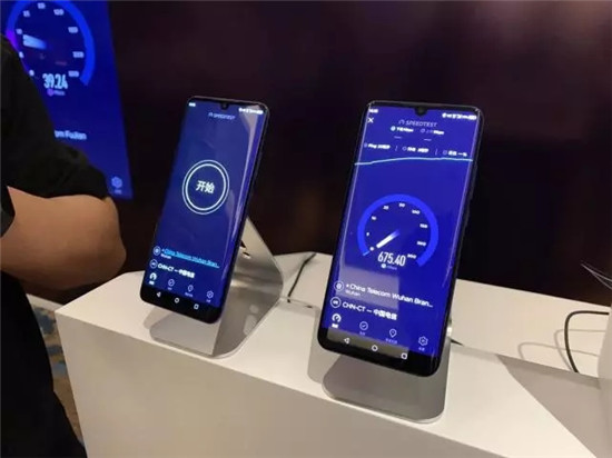 中興天機Axon 10 Pro系列發(fā)布，5G版本即將商用