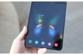 Galaxy Fold顯示屏翻車問題在結(jié)構(gòu)設(shè)計(jì)：可折疊手機(jī)何時(shí)成熟？