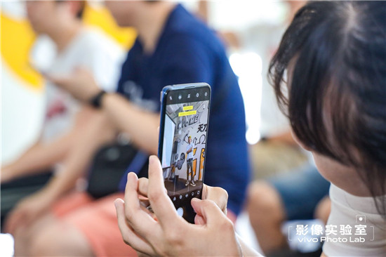 一堂有趣的創(chuàng)意攝影課 vivo Photo Lab解鎖攝影美學(xué)創(chuàng)造力