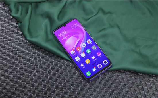vivo Y7s續(xù)航測試：4500mAh+18W雙引擎閃充，千元機(jī)新勢力