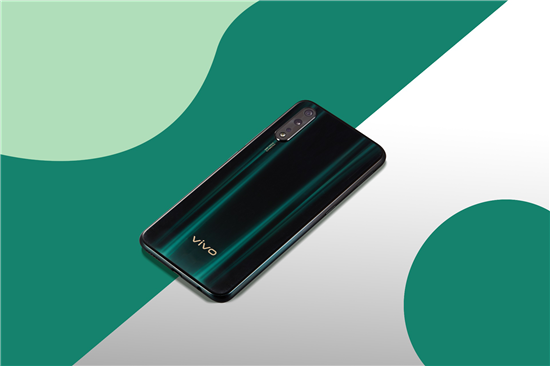 旗艦級(jí)配置全面實(shí)力 vivo Z5首銷(xiāo)勇奪電商銷(xiāo)量冠軍