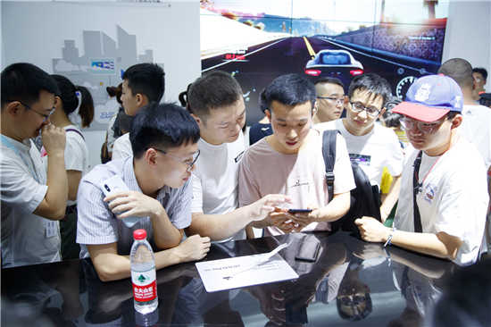 vivo全速推進(jìn)5G普及 iQOO Pro參展2019重慶智博會(huì)