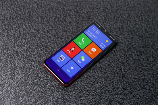 續(xù)航全新升級(jí)，vivo U3x圖賞：時(shí)尚設(shè)計(jì)一見(jiàn)傾心