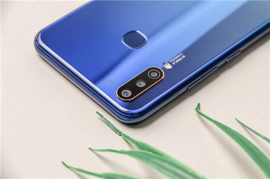續(xù)航大升級，vivo U3x綜合評測：全新體驗，大U可為